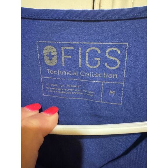 Figs Women's Technical Collection Blue Short Sleeve Top V-Neck Sz M - Picture 4 of 8